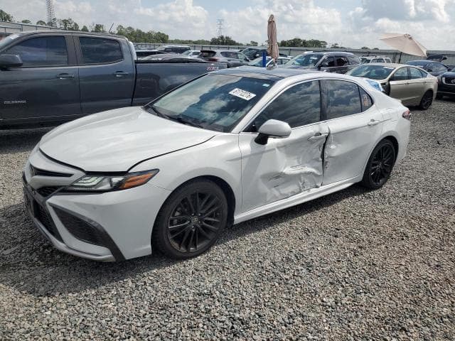 2022 TOYOTA CAMRY XSE - 1