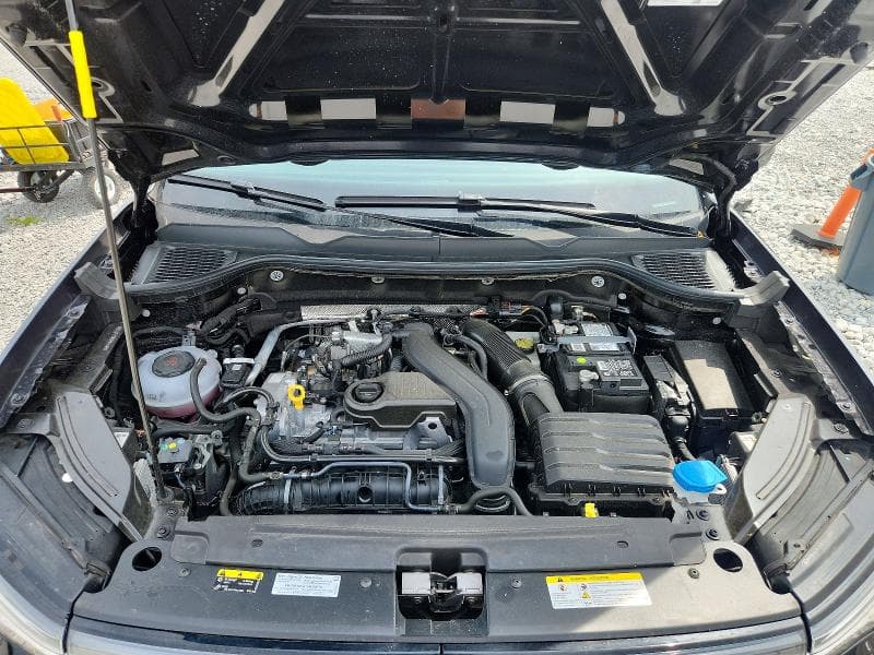 2025 VOLKSWAGEN TAOS SEL 12