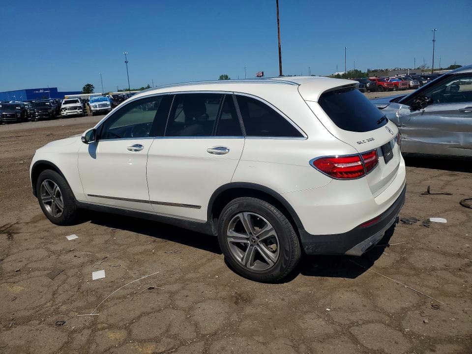 2018 MERCEDES-BENZ GLC 300 4MATIC 2