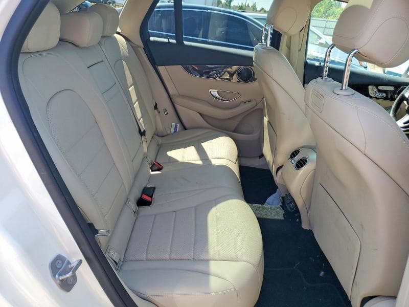 2018 MERCEDES-BENZ GLC 300 4MATIC 11