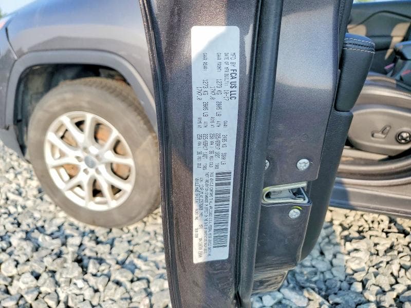 2018 JEEP CHEROKEE LATITUDE PLUS LATITUDE PLUS 13