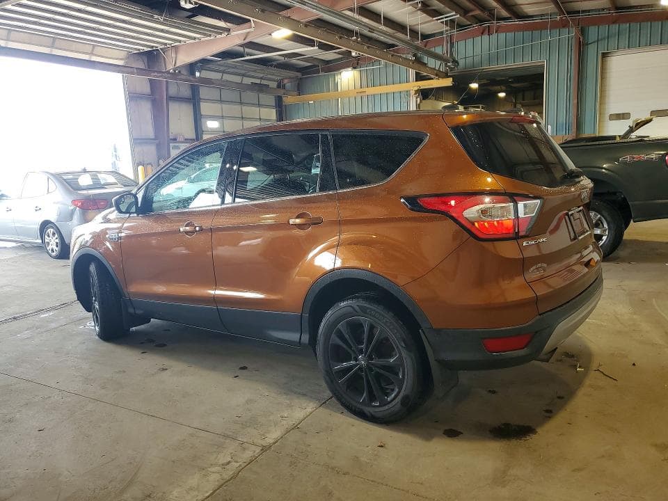 2017 FORD ESCAPE SE 2