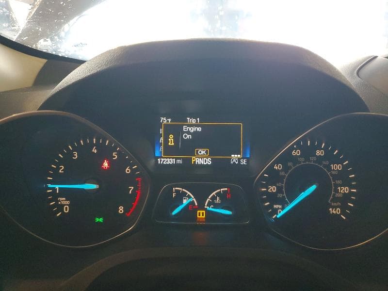 2017 FORD ESCAPE SE 9