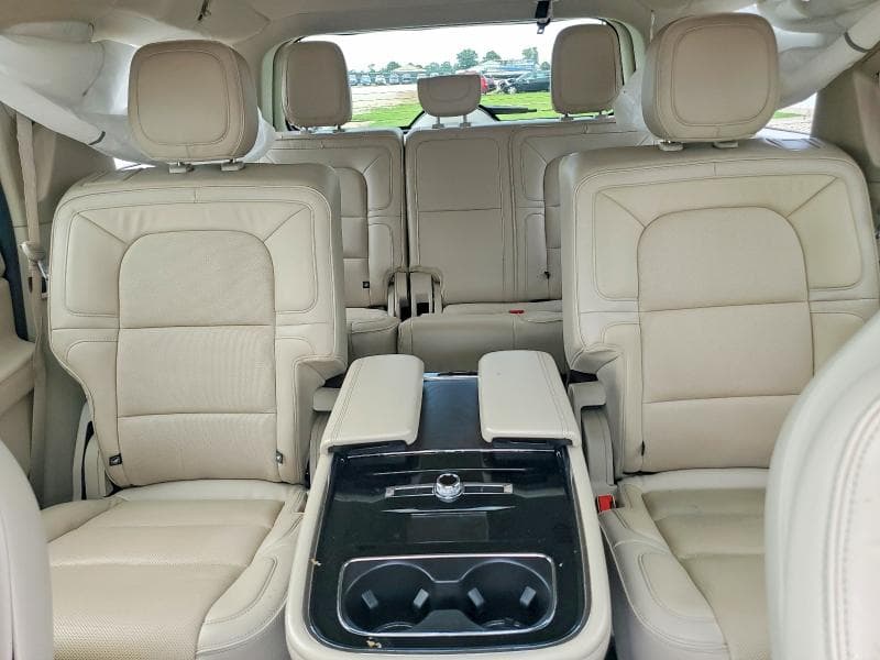 2019 LINCOLN NAVIGATOR RESERVE 10