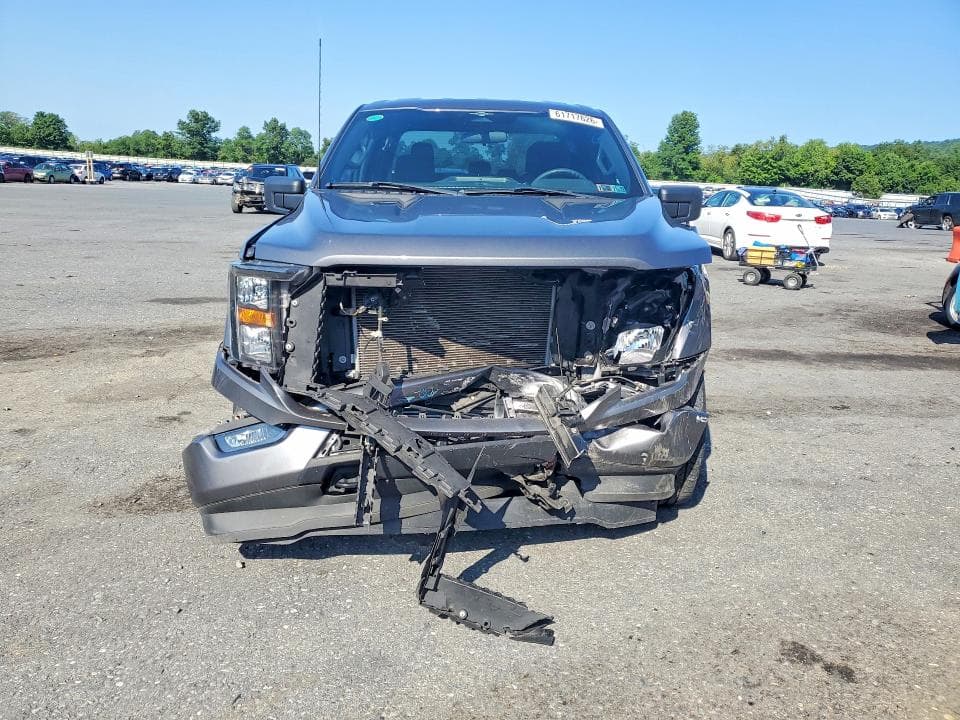 2023 FORD F150 SUPERCREW 5