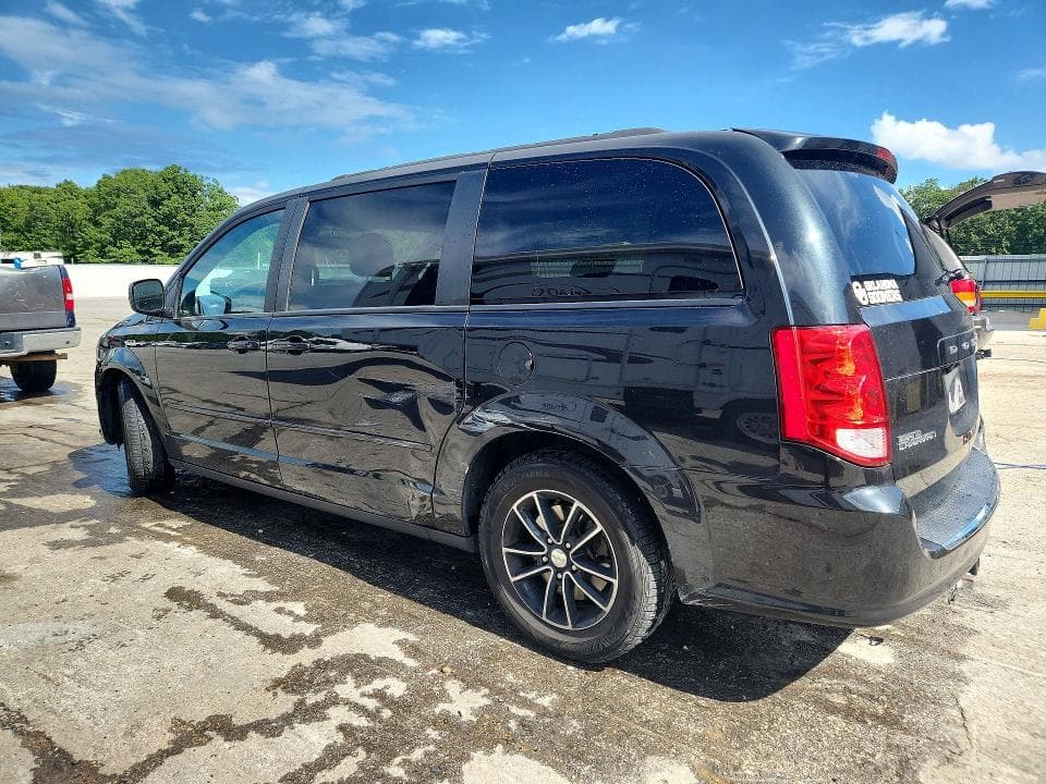 2017 DODGE GRAND CARAVAN GT 2