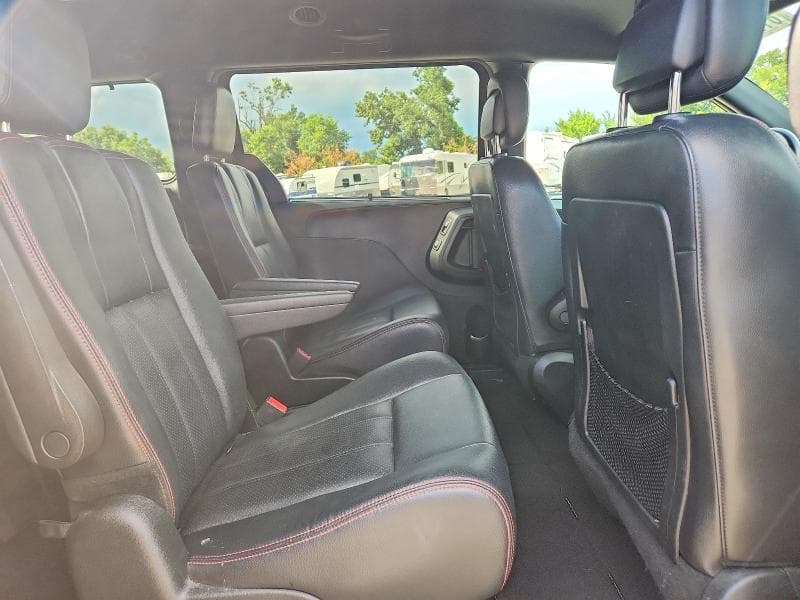 2017 DODGE GRAND CARAVAN GT 11