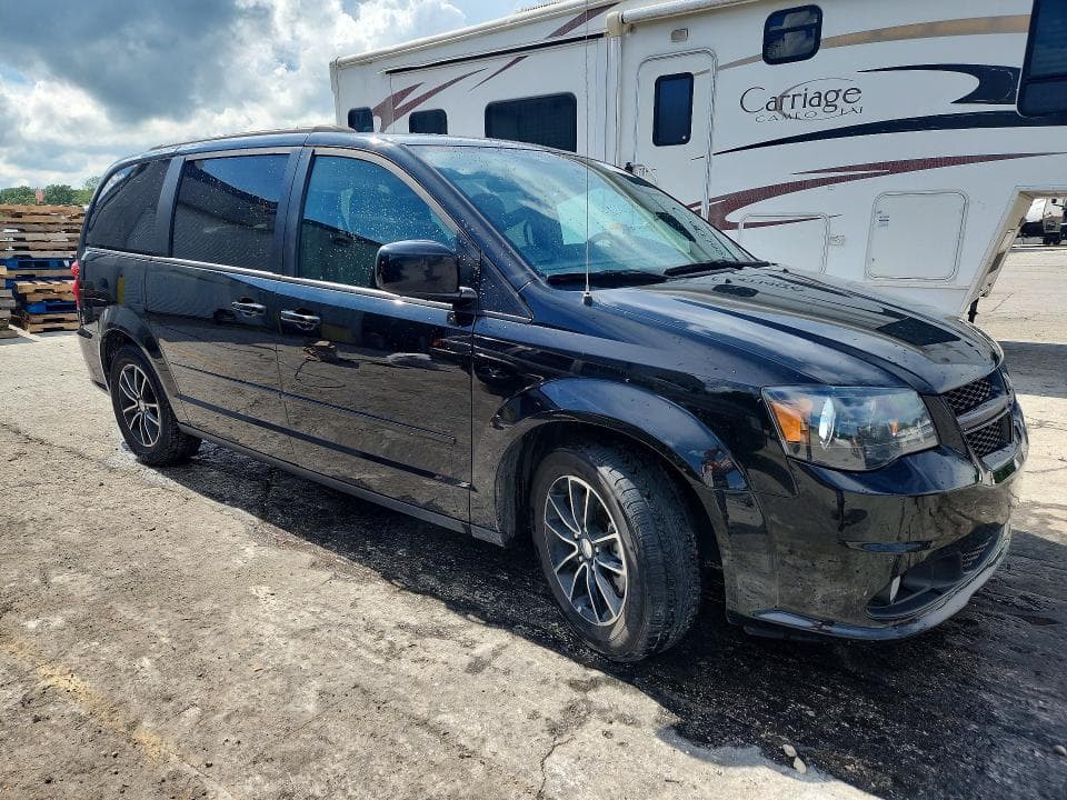 2017 DODGE GRAND CARAVAN GT 4