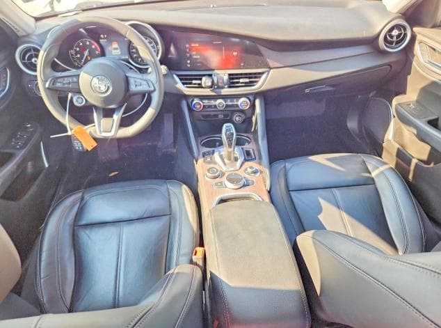 2021 ALFA ROMEO GIULIA TI 8