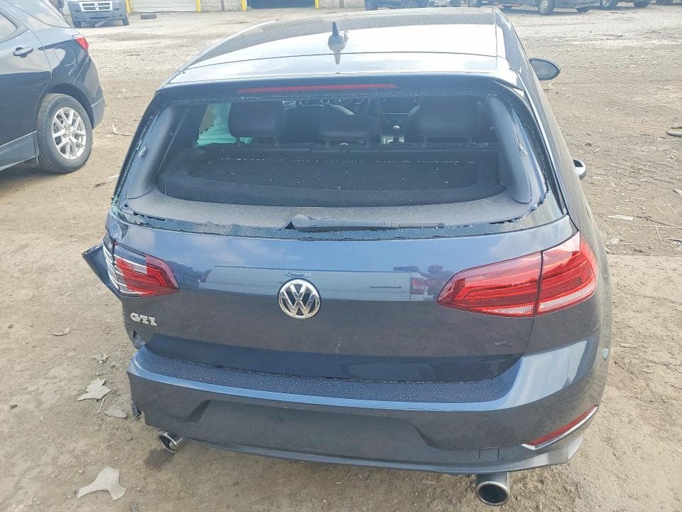 2018 VOLKSWAGEN GTI S 6