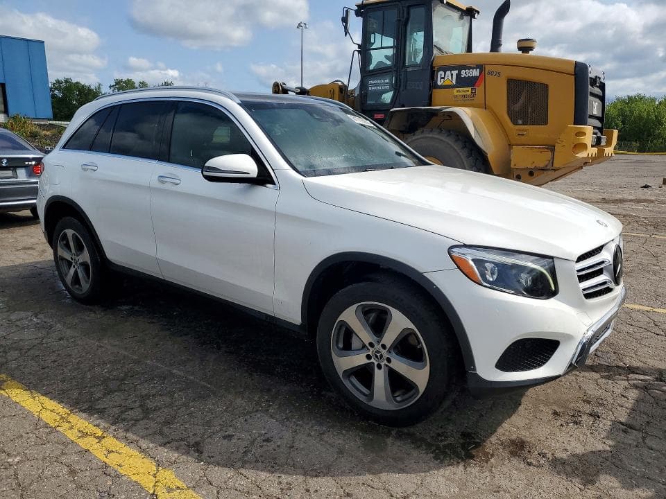 2017 MERCEDES-BENZ GLC 300 4MATIC 4