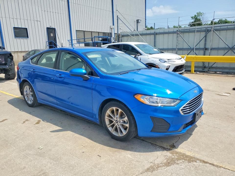 2020 FORD FUSION SE 4
