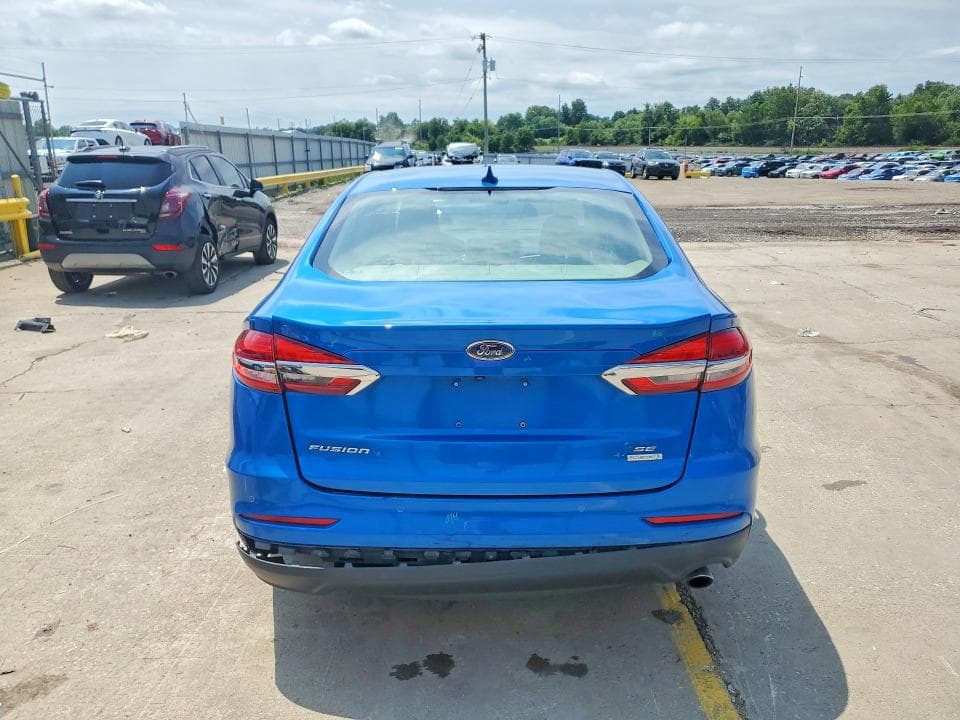 2020 FORD FUSION SE 6