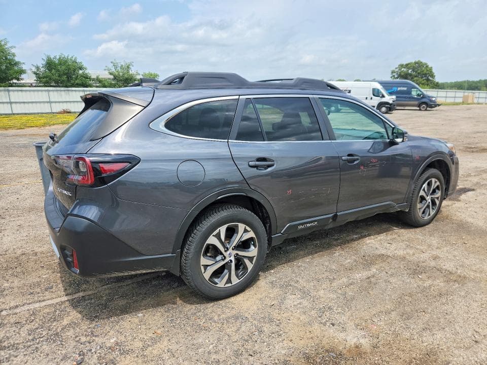 2020 SUBARU OUTBACK LIMITED 3