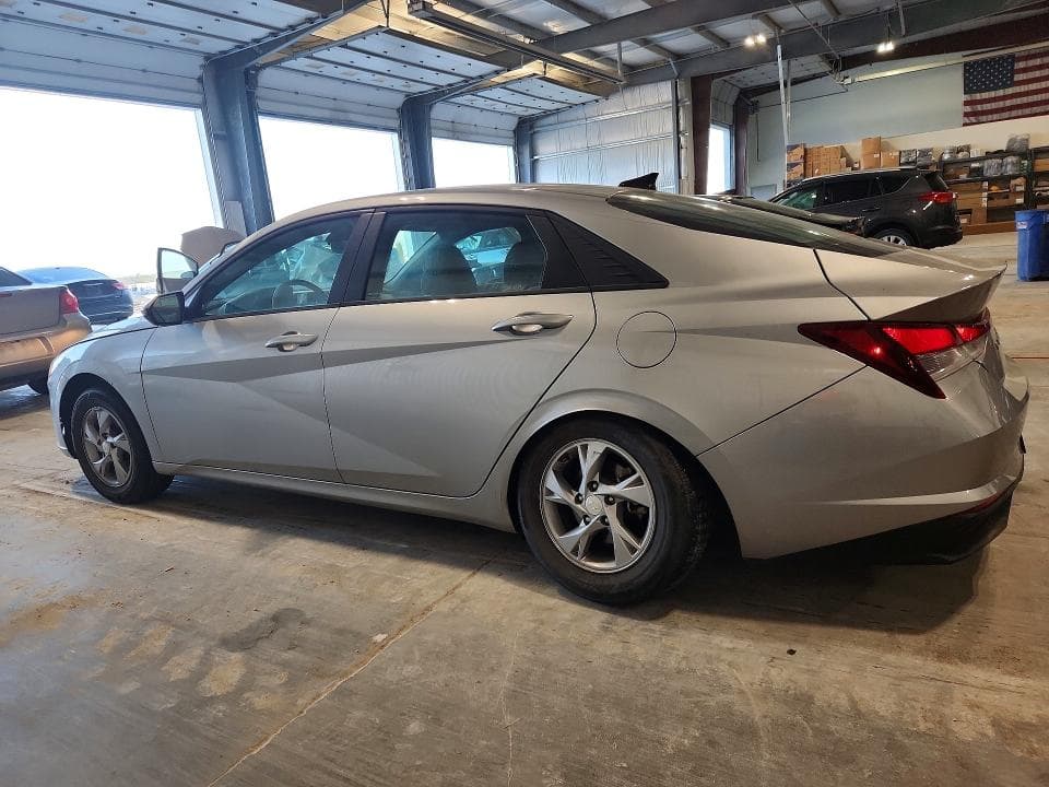 2021 HYUNDAI ELANTRA SE 2