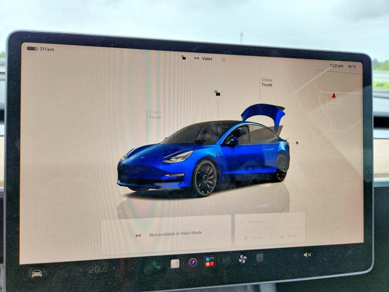 2022 TESLA MODEL 3 9