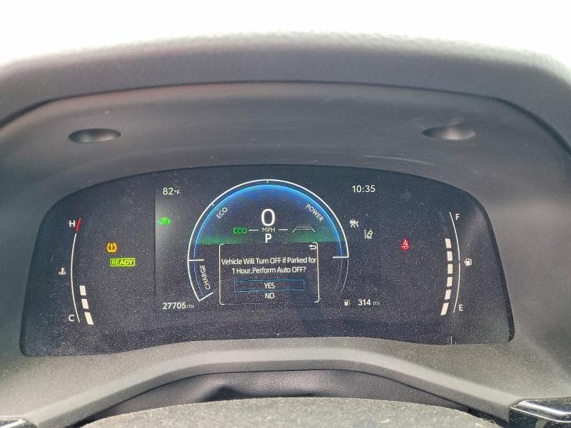 2025 TOYOTA CAMRY LE 9
