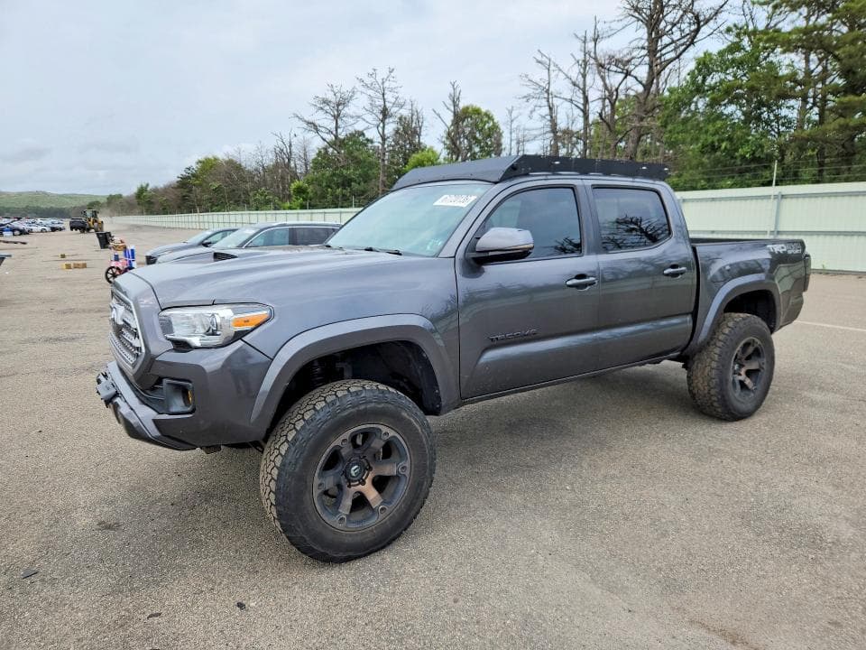 2017 TOYOTA TACOMA TRD SPORT - 1