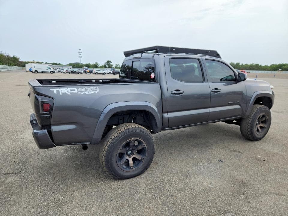 2017 TOYOTA TACOMA TRD SPORT 3