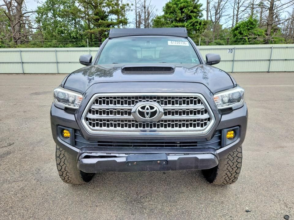 2017 TOYOTA TACOMA TRD SPORT 5
