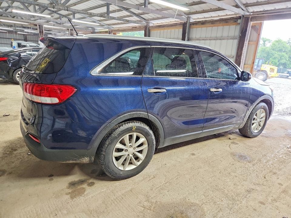 2018 KIA SORENTO LX V6 3