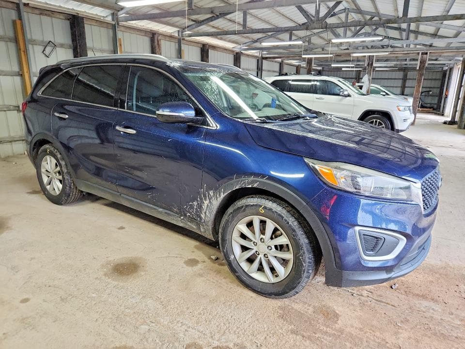 2018 KIA SORENTO LX V6 4