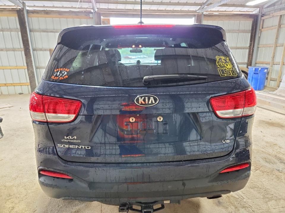 2018 KIA SORENTO LX V6 6