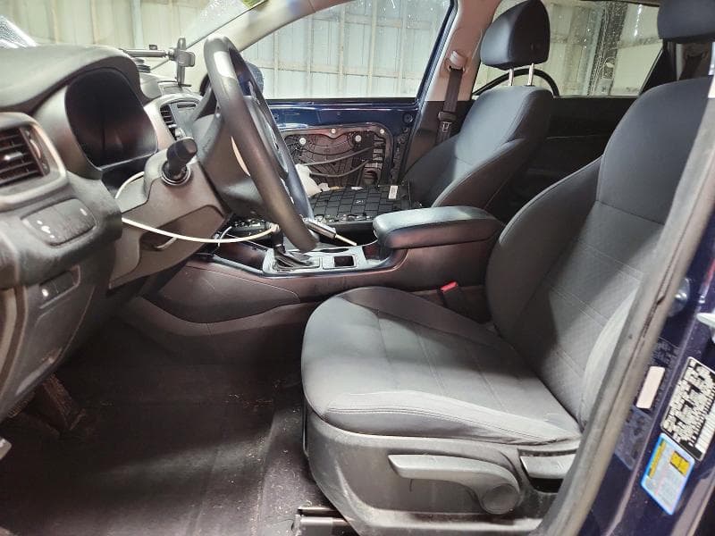 2018 KIA SORENTO LX V6 7