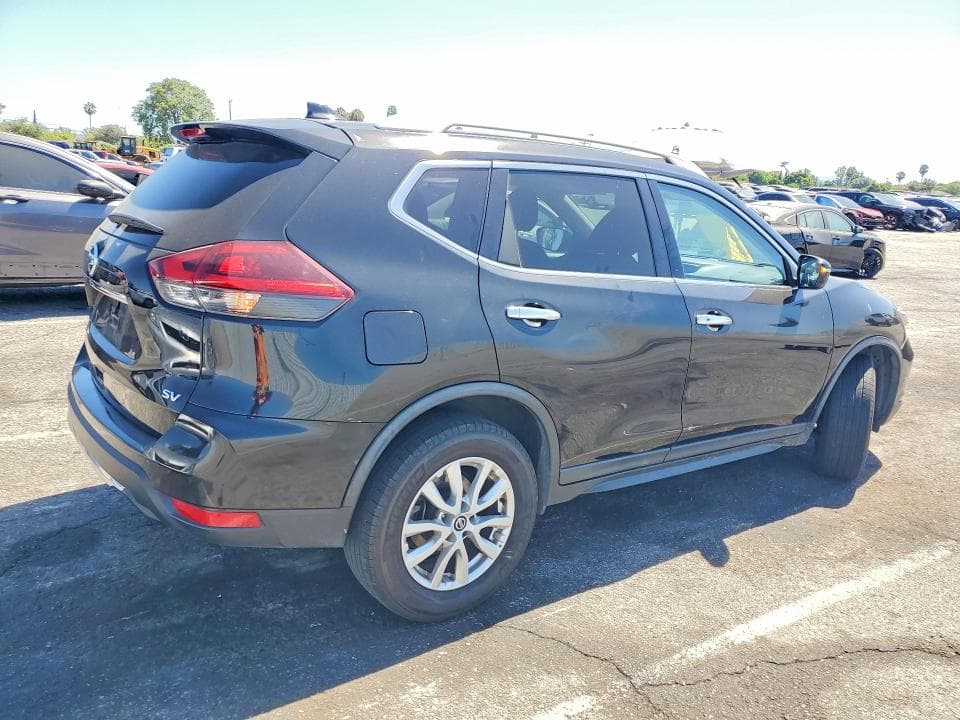 2018 NISSAN ROGUE SV 3