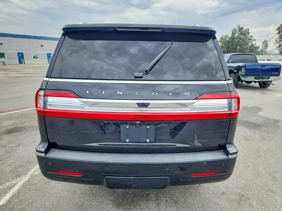 2019 LINCOLN NAVIGATOR L SELECT 6