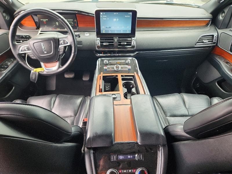 2019 LINCOLN NAVIGATOR L SELECT 8