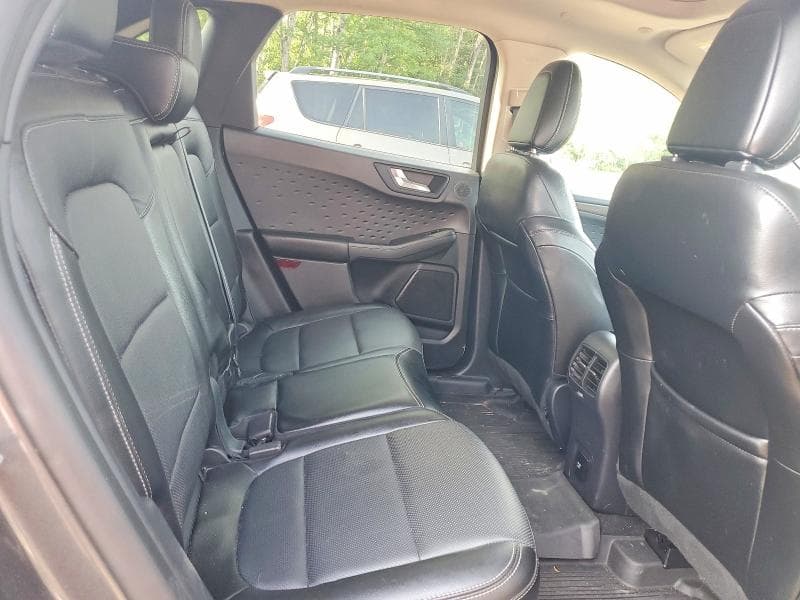 2020 FORD ESCAPE TITANIUM 11