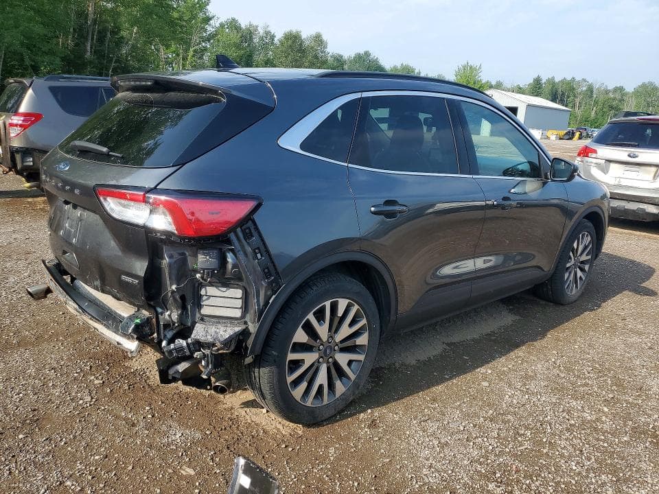2020 FORD ESCAPE TITANIUM 3