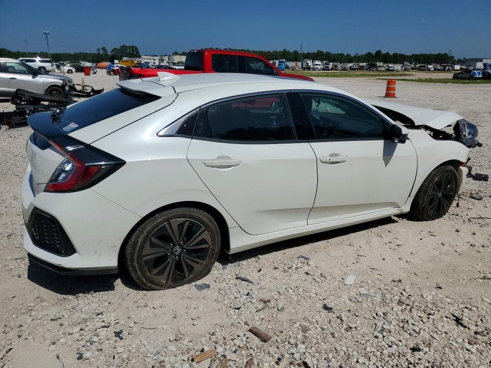 2017 HONDA CIVIC EX 3