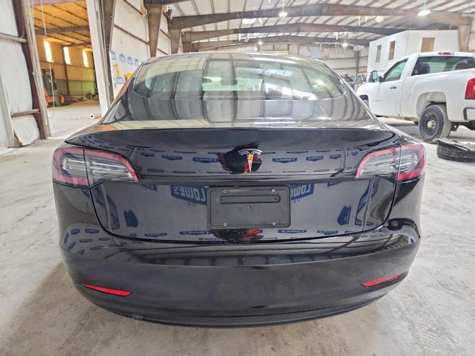 2022 TESLA MODEL 3 6