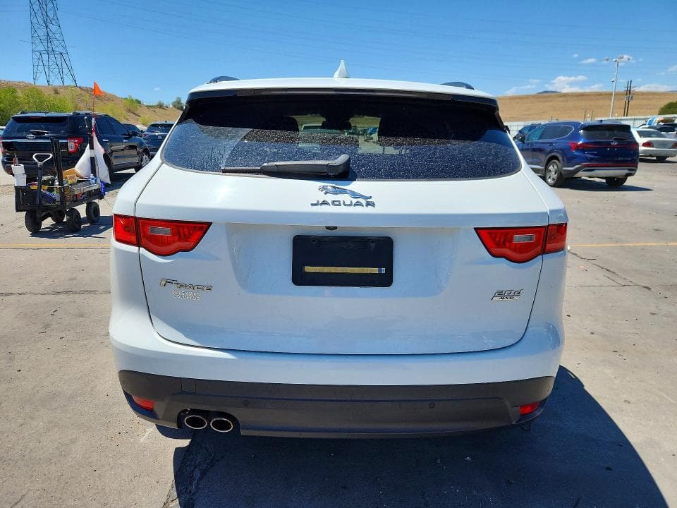 2017 JAGUAR F-PACE PRESTIGE 6