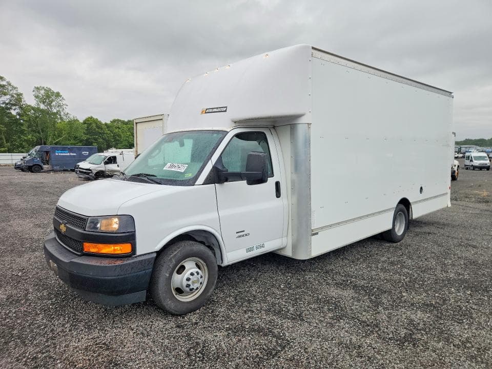 2021 CHEVROLET EXPRESS DELIVERY TRUCK - 1