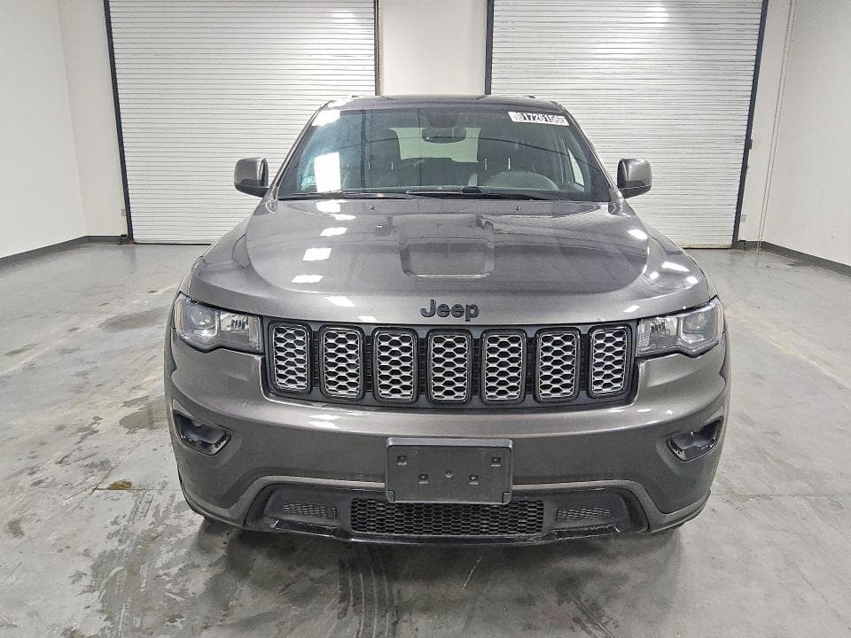 2019 JEEP GRAND CHEROKEE LAREDO 5