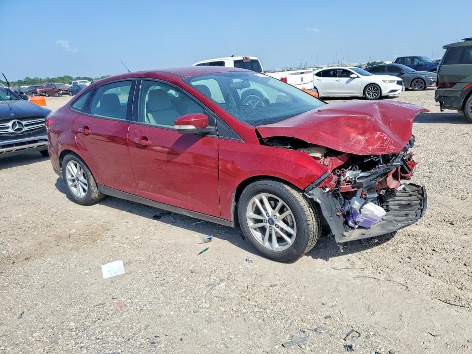 2017 FORD FOCUS SE 4