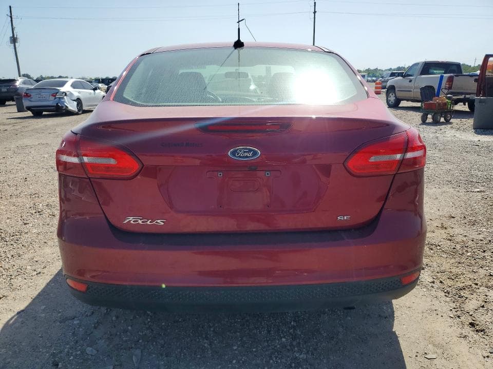 2017 FORD FOCUS SE 6