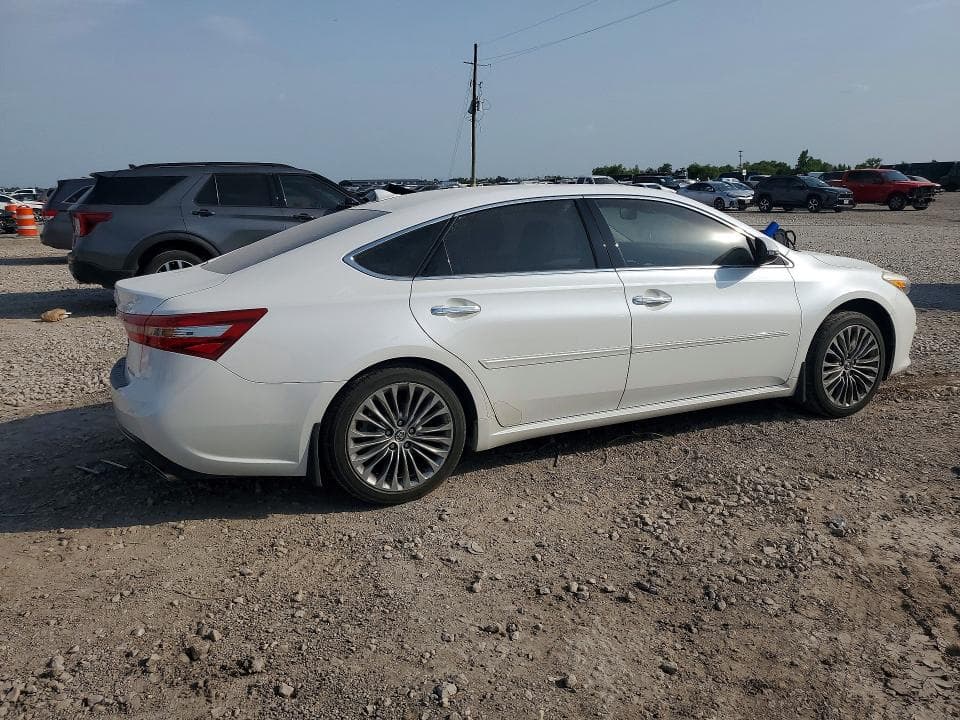 2017 TOYOTA AVALON LIMITED 3