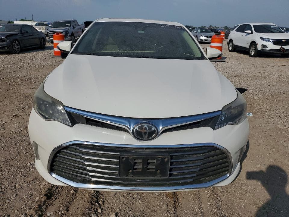 2017 TOYOTA AVALON LIMITED 5