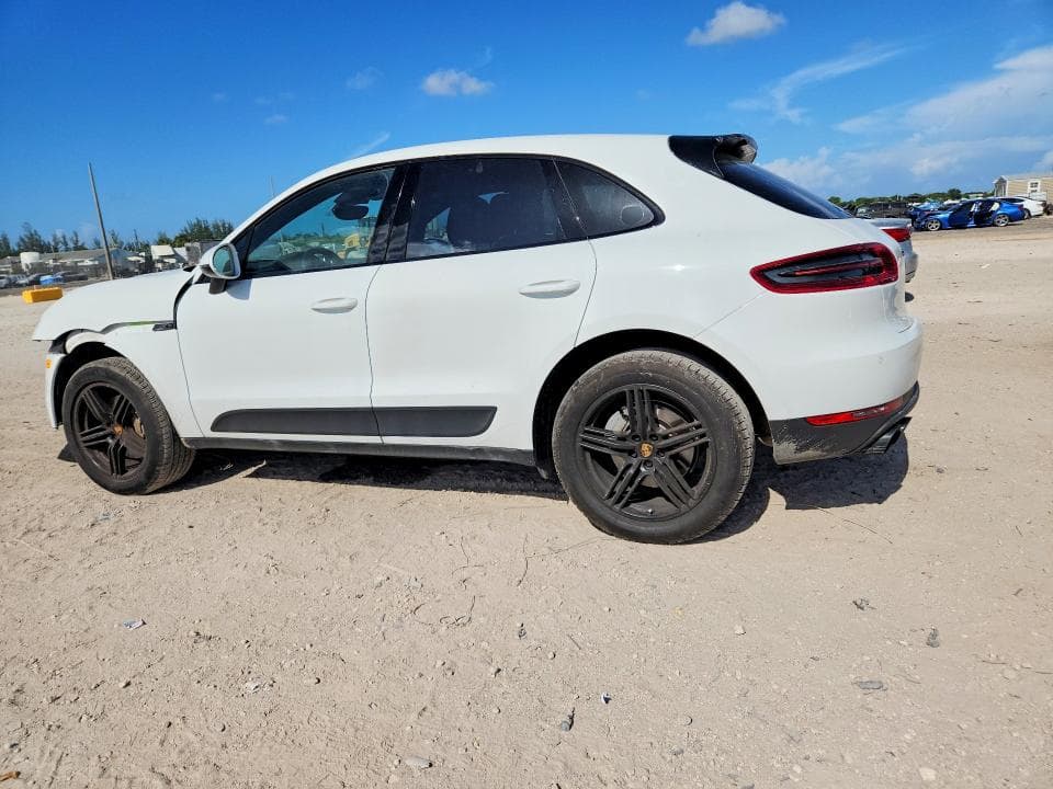 2018 PORSCHE MACAN S 2