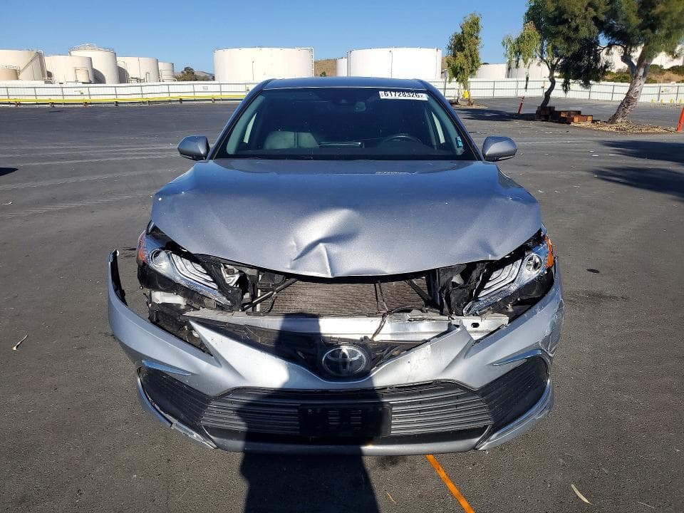 2024 TOYOTA CAMRY XLE 5