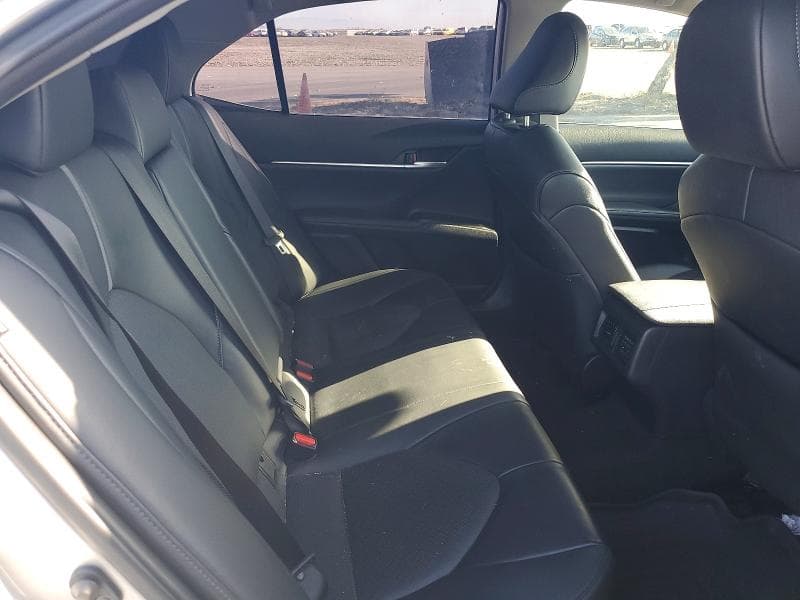 2024 TOYOTA CAMRY XLE 10