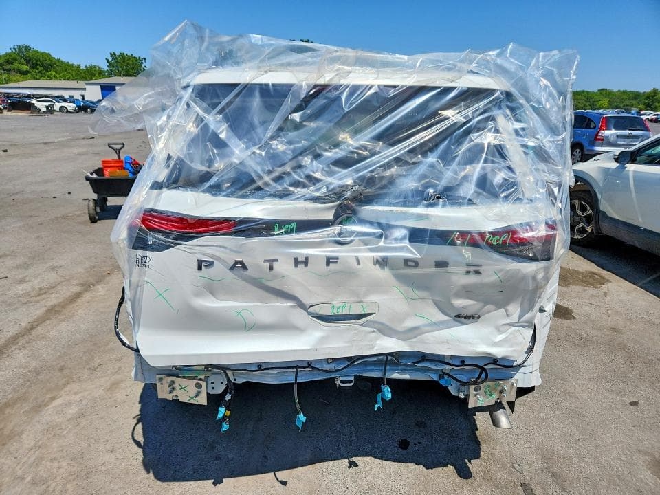 2026 NISSAN PATHFINDER SV 6
