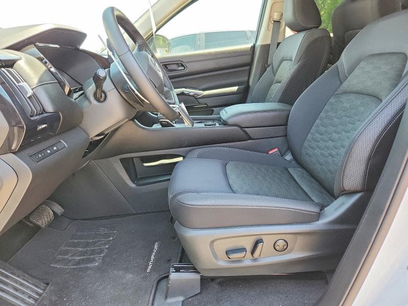 2026 NISSAN PATHFINDER SV 7