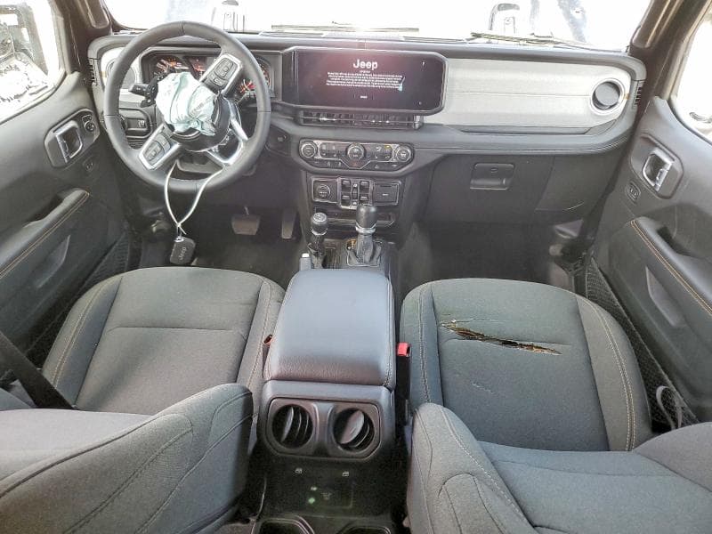 2026 JEEP WRANGLER SAHARA SAHARA 8