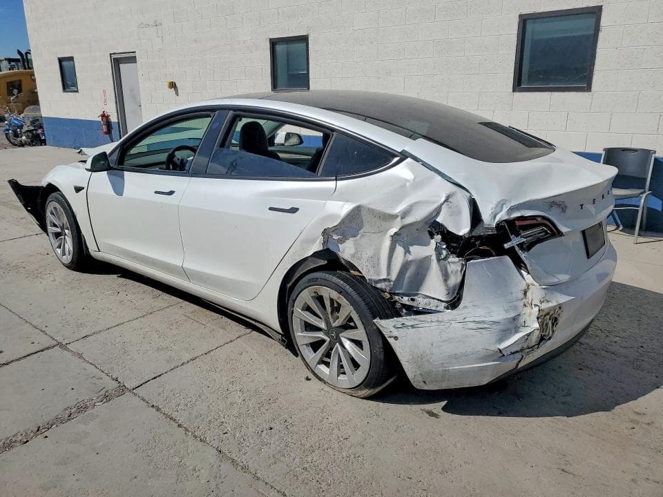 2022 TESLA MODEL 3 2