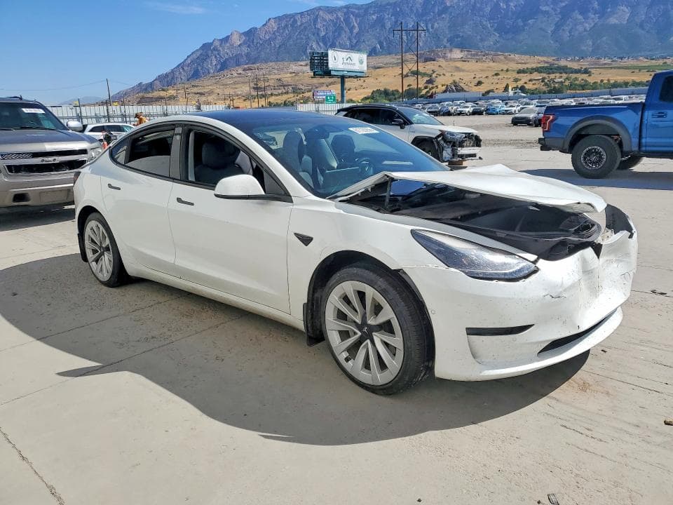 2022 TESLA MODEL 3 4